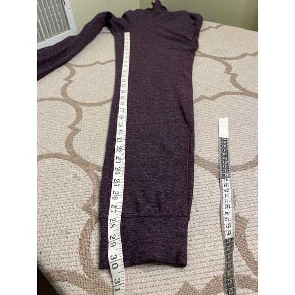 Lululemon Ready To Rulu  Heathered Purple Pant *30" joggers, size 6 - Picture 9 of 15